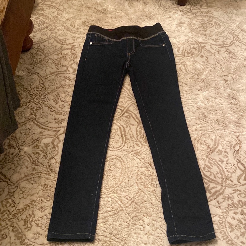 Girls size 8 dark wash denim jeggings from Squeeze New York